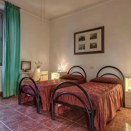 Hotell Convertini 2*