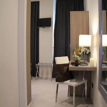 Zara 3* Mailand