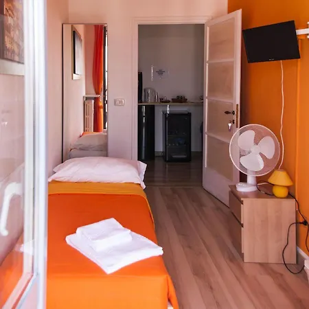 Foresteria Lombarda By Max Konukevi *