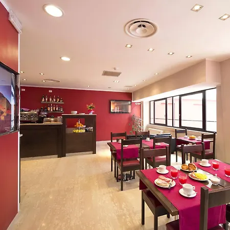 Hotell Oasi Village