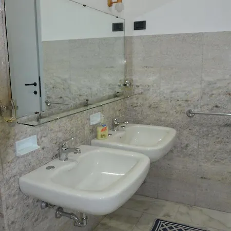 Cheta 2* Mediolan