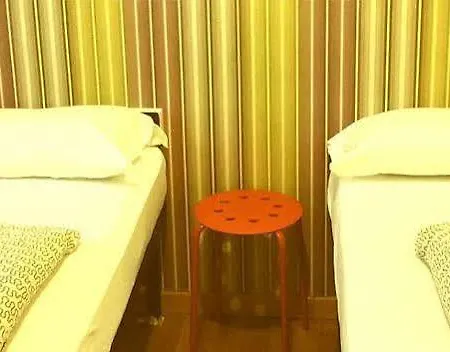 Hostel Lumiere