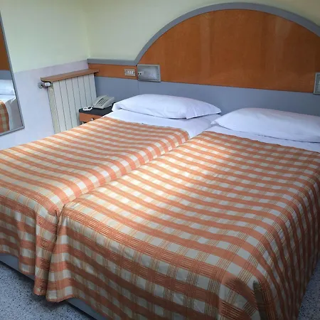 Mazzini Hotel 3*