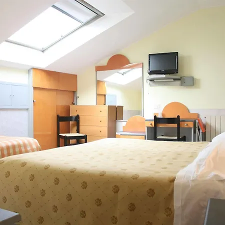Hotel Mazzini 3*