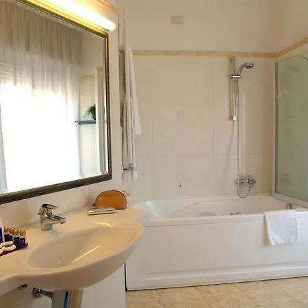 Western Major Hotel 4*