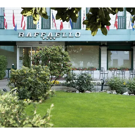 Hotel Raffaello 4*