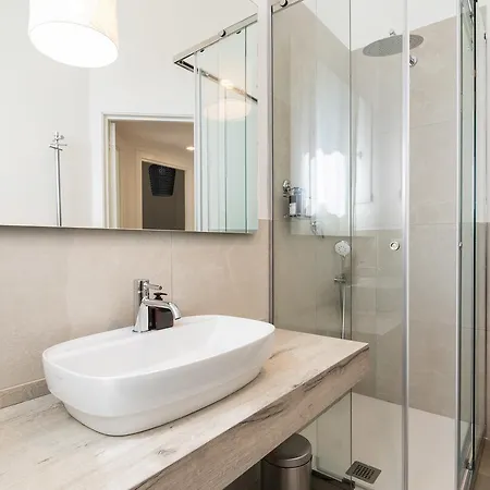 Residenza Cornaggia Milan