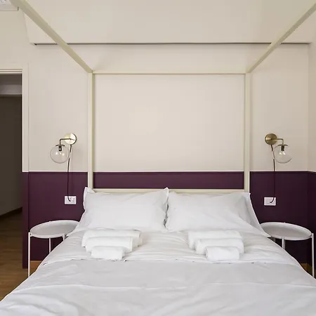 Residenza Cornaggia Milan