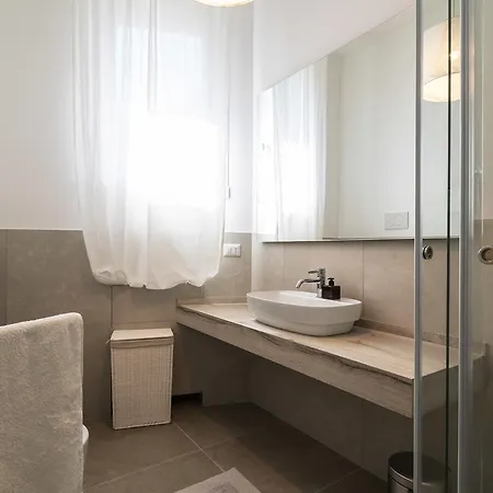 Residenza Cornaggia Apartment Milan