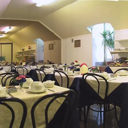 Mayorca Hotel