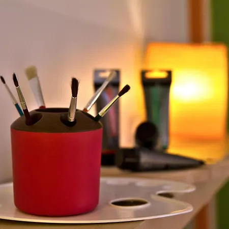 Innperfect Bed & Breakfast 2*