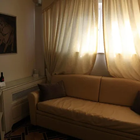 Hotel Santa Marta 4*