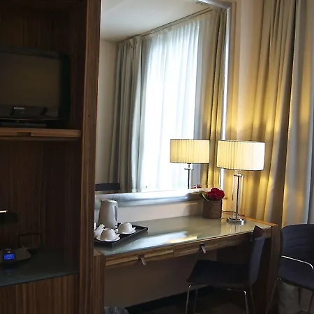 Starhotels Anderson 4* Milan