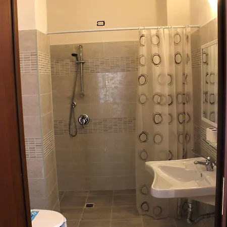 Hotell Due Giardini 2*