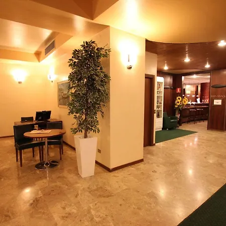 Mokinba Cristallo 3* Mailand
