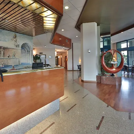 Unaway & Quark Due 4* Milan