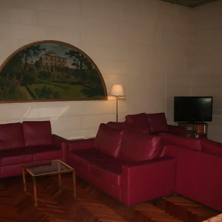 Отель Albert Hotel