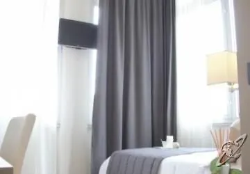 Zara Hotel