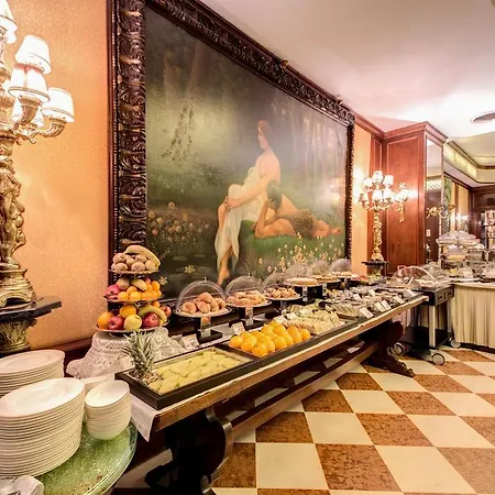 Hotel Romana