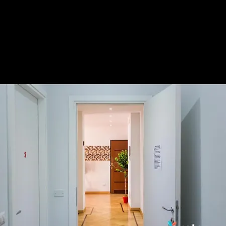 Family Milano Hostal *