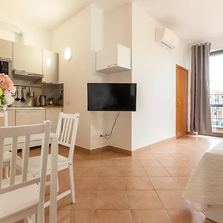 Alessia's Flat - Affori