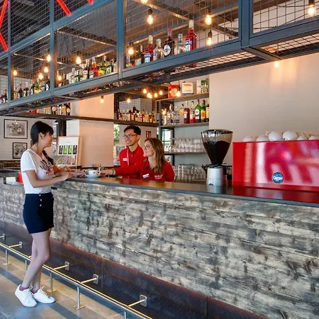 米兰兰布雷特美宁厄尔酒店