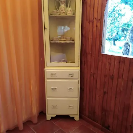 Bed & Breakfast La Casa Gialla A MONTIGNOSO