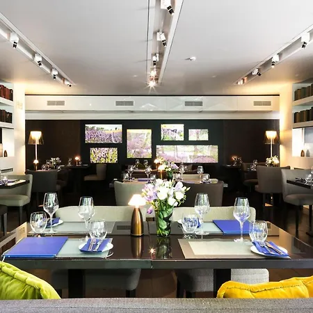 麦格纳帕斯1号香水酒店