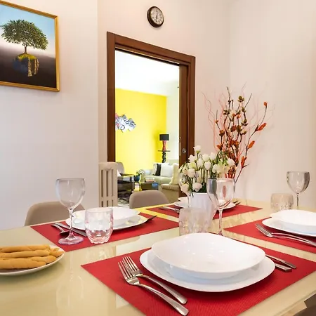 Apartment Porta Genova - Rentclass Fedora Milan