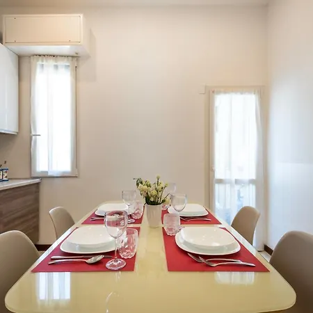 Apartment Porta Genova - Rentclass Fedora