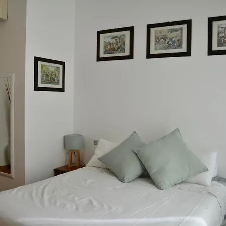 Casa Della Vetra Milaan