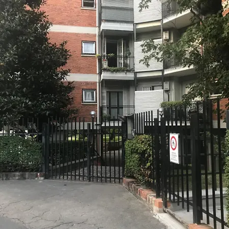 Apartment Kibilu - Fiera Milano, Vicinanze Rho, Linea Rossa Qt8 *