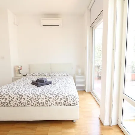 Apartment Bamboo Repubblica Sky Milan