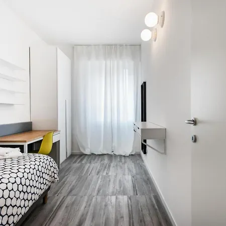 Up To - Residenze M13