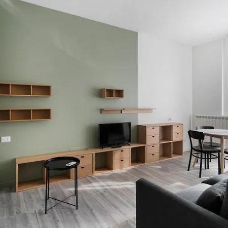 Up To - Residenze M13