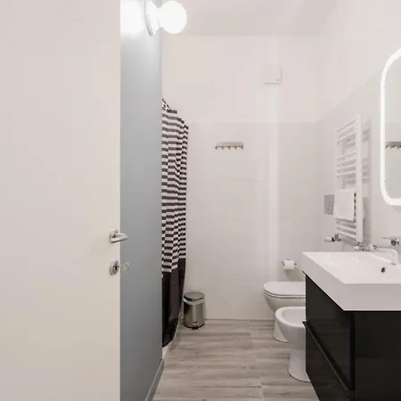 Up To - Residenze M13 شقة