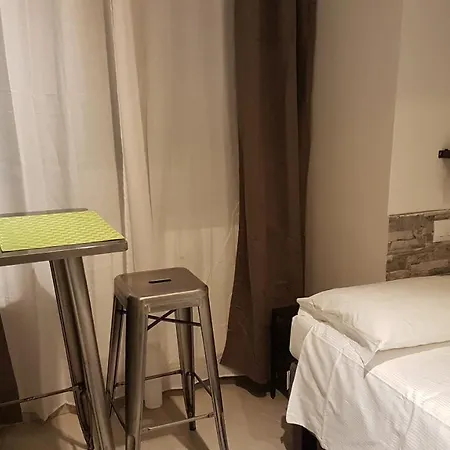 Prázdninový dům Warrest - Short Rent