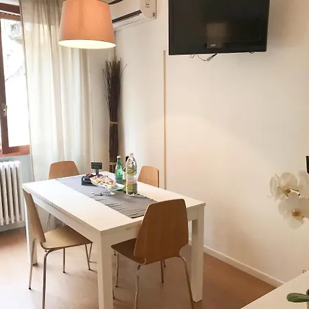 Apartment Center White *