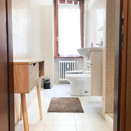 Center White Apartment