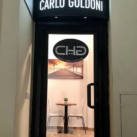 Golden Hotel