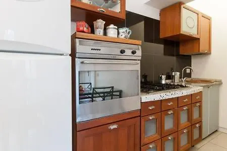 Tarra Guest house