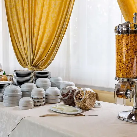 Hotel Ginosi Arizona