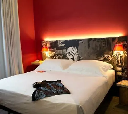 米兰斯派斯酒店 3*