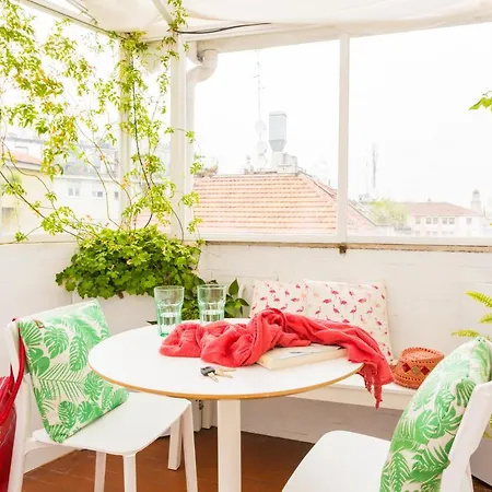 Duomo Views, Light, Jungle-inspired With Terrace Mediolan