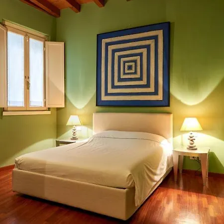 아파트 Sleeps 6 Air Con Wifi *