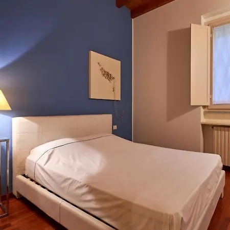아파트 Sleeps 6 Air Con Wifi 밀라노