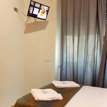 Hotel Midtown *
