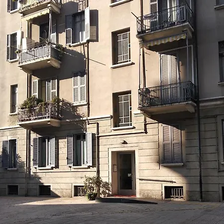 Abt Giambellino 12 Apartment *