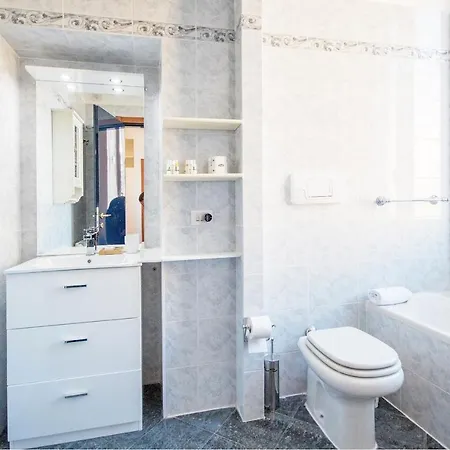 Apartment Abt Giambellino 12 *