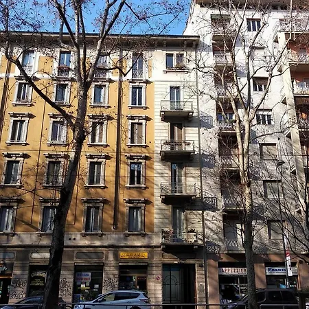 Apartment Abt Giambellino 12 *